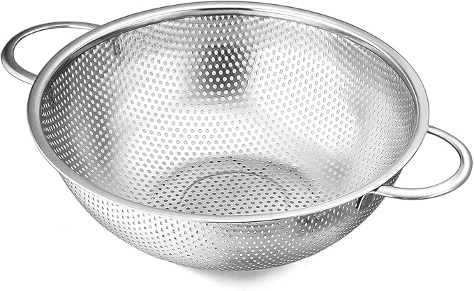 E-far Stainless Steel Colander, 3-Quart Micro-Perforated Metal Colander Strainer with Handle for Kitchen/Draining Pasta/Rinsing Vegetables Fruits, Heavy Duty & Dishwasher Safe - 8.8 Inches