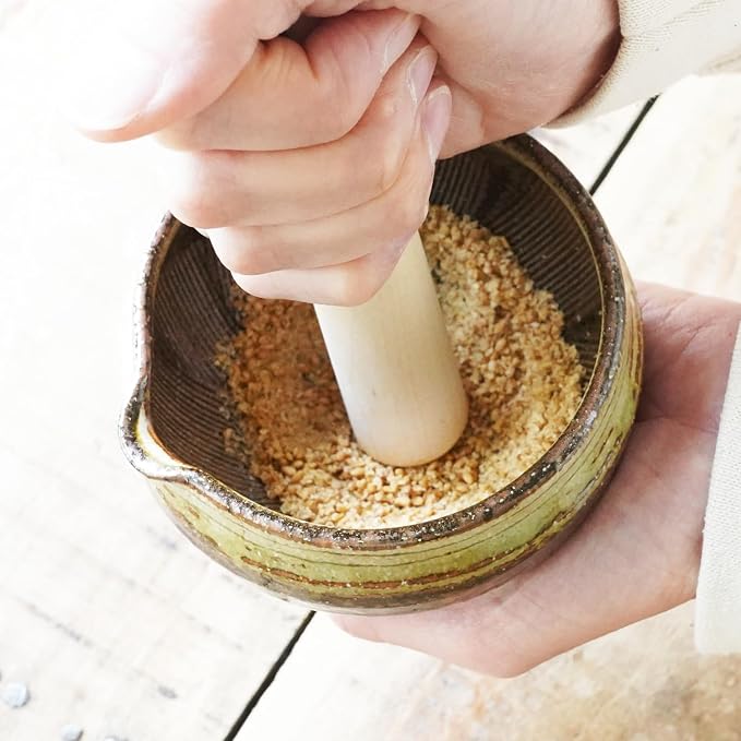 Traditional Japanese Mini Sesame Seed Grinder with Pestle - Mino Takada-yaki Ceramic - Deep Amber - Ideal for Dressings and Sauces (Caramel Color)