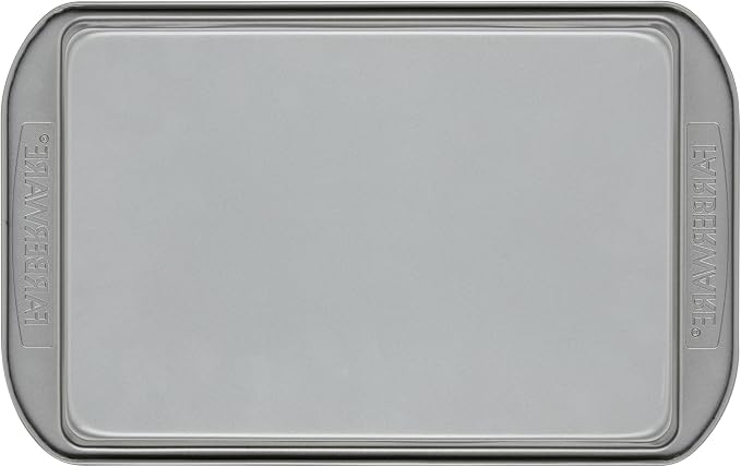 Farberware Nonstick 9x13 Baking Pan - Warp-Resistant Brownie Cake Pan | Lasagna Pan, Sheet Cake, Baking Dish, PFAS-Free, Dishwasher Safe, Oven Safe to 450F, Even Heating, Easy Release, Gray