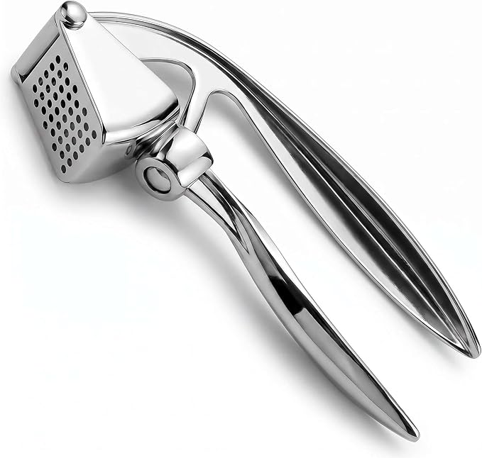 Garlic Press, Zinc Alloy Garlic Ginger Crusher & Mincer Tool Heavy Duty Garlic Mincer & Grinder with Large Chamber Multiple Studs Dishwasher Safe Ergonomic Handle Easy Squeeze Kitchen Essential