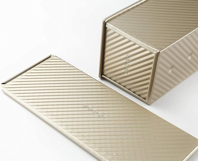 Monfish Pullman Loaf Pan w Cover,2.2lb, Rectangle Toast Mold