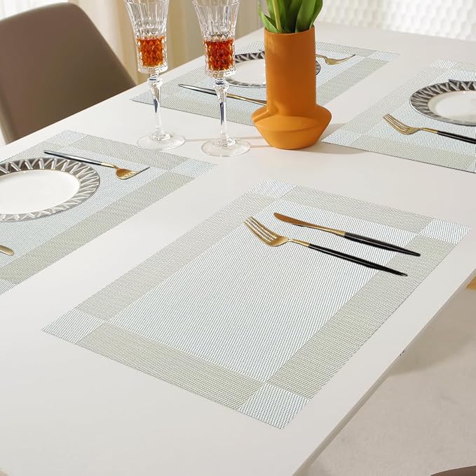 Vinyl Placemats Heat-Resistant Table Mats Washable Easy Clean Plastic Placemat for Kitchen Dining Table Set of 4 Indoor Outdoor (Beige White)