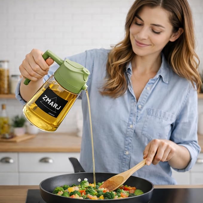 Oil Sprayer for Cooking and Pourer Olive Oil Dispenser For kitchen-Spray Bottle with Fine Mist Oil Sprayer & Controlled Pour Spout For Frying,Salads,BBQ 16oz/470ml Glass Bottle(Green)