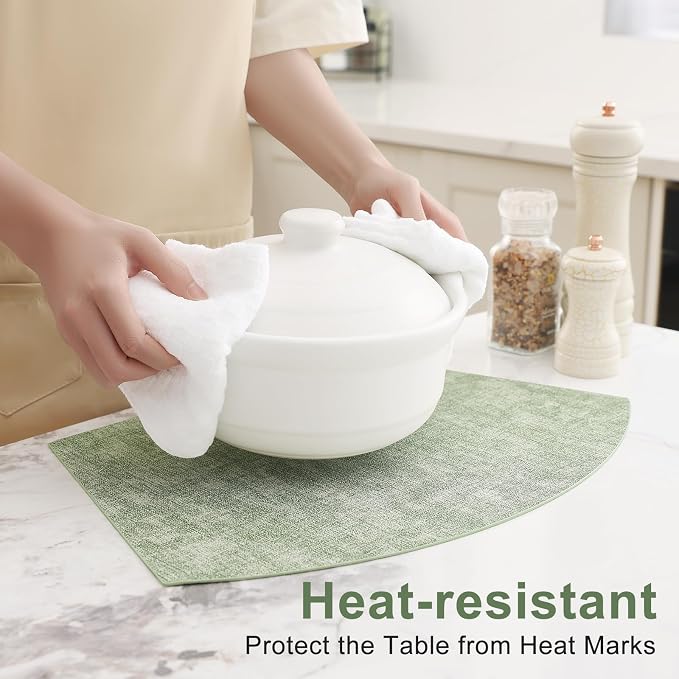 Homaxy Wedge Faux Leather Placemats for Round Table, Set of 6, Grass Green | Waterproof Wipeable Washable Table Mats, Easy to Clean Anti-Slip Place Mats, 11.8" x 17"