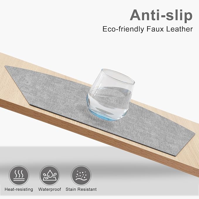 Homaxy Wedge Faux Leather Placemats for Round Table, Set of 4, Light Grey | Waterproof Wipeable Washable Table Mats, Easy to Clean Anti-Slip Place Mats, 11.8" x 17"