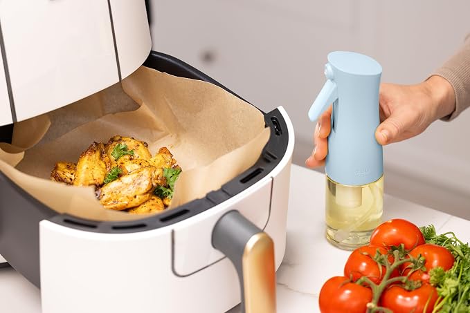 Zuutii Oil Sprayer for Cooking, 170ml Olive Oil Sprayer Mister, Olive Oil Spray Bottle for Salad, BBQ,Spray with Portion Control, Kitchen Baking, Roasting,Hairstyling (Light Blue)