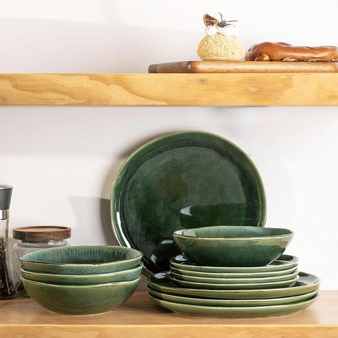 AmorArc Ceramic Dinnerware Sets for 6, 18Pcs Plates and Bowls Sets Dishes | Stoneware Handmade Reactive Glaze Dinner Set, Highly Scratch Resistant | Dishwasher & Microwave Safe Dishware
