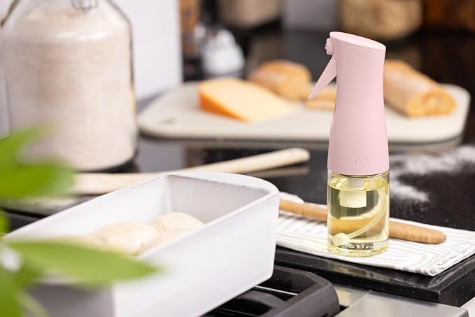 Zuutii Oil Sprayer for Cooking, 170ml Olive Oil Sprayer Mister, Olive Oil Spray Bottle for Salad, BBQ,Spray with Portion Control, Kitchen Baking, Roasting,Hairstyling (Light Pink)