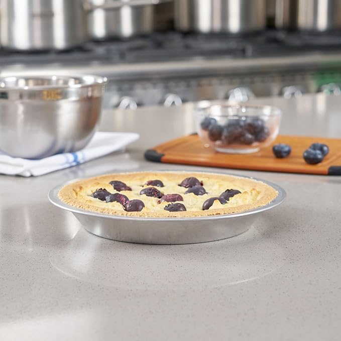 Restaurantware Aluminum Pie Pan 72 Count 8 Inch Round 1.25 Inch Deep Oven-Friendly Pie Tin, Lightweight Baking Pan, Silver Plate for Quiche, Fruit Pies, Home And Commercial Kitchens