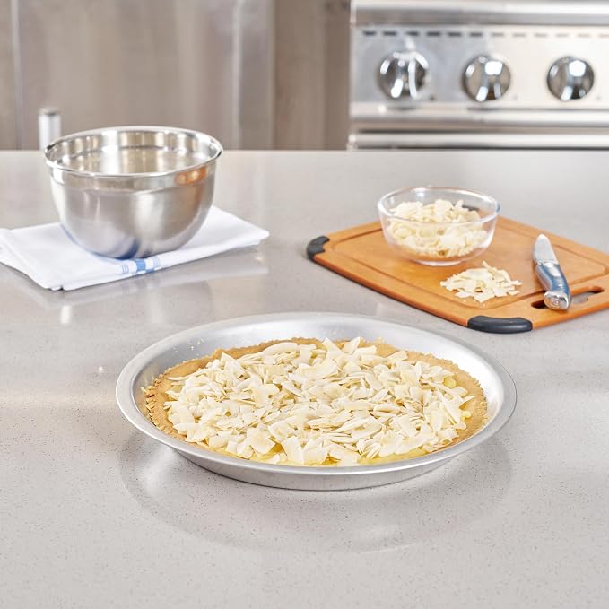 Restaurantware Aluminum Pie Pan 72 Count 11 Inch Round 1.25 Inch Deep Oven-Friendly Pie Tin, Lightweight Baking Pan, Silver Plate for Quiche, Fruit Pies, Home And Commercial Kitchens