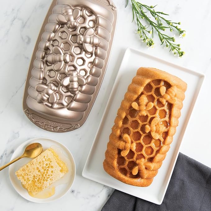 Nordic Ware Honey Hive Loaf, 6 Cup, Toffee