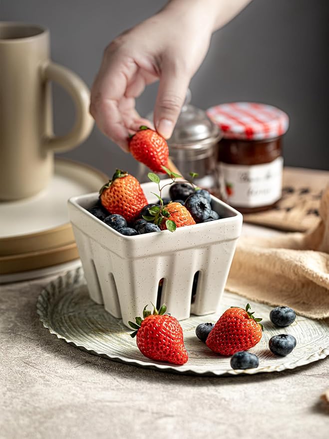 Gomakren Berry Bowl Set of 2, Ceramic Berry Basket, Square Fruit Bowls with Holes, Rustic Fruit Basket Containers for Kitchen Fridge, Berries, Strawberry, Grape, Cherry, Cream White