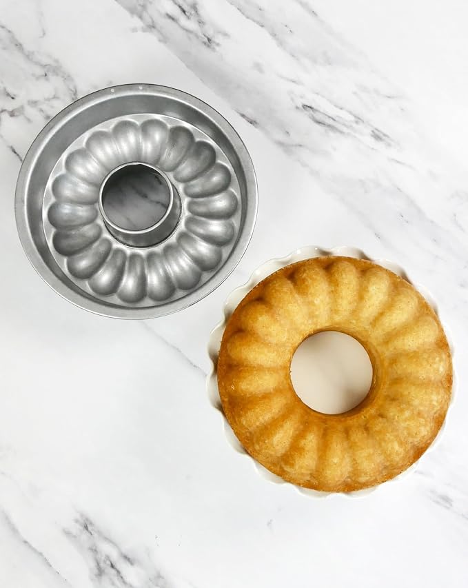 USA Pan Global Savarin Tube Cake Pan