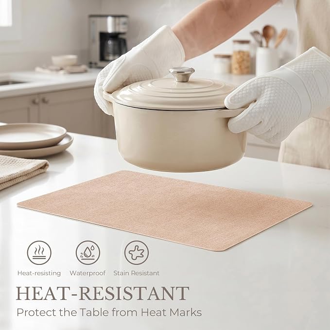 Romanstile Vinyl Placemats Set of 4-12 X 17 Inch - Faux Leather 100% Waterproof Wipeable Anti Slip Place Mats, Heat Resistant Reversible PU Table Mats for Kitchen Dining Party Outdoor, Pink