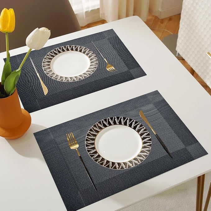 Vinyl Placemats Heat-Resistant Table Mats Washable Easy Clean Plastic Placemat for Kitchen Dining Table Set of 8 Indoor Outdoor (Solid Black)