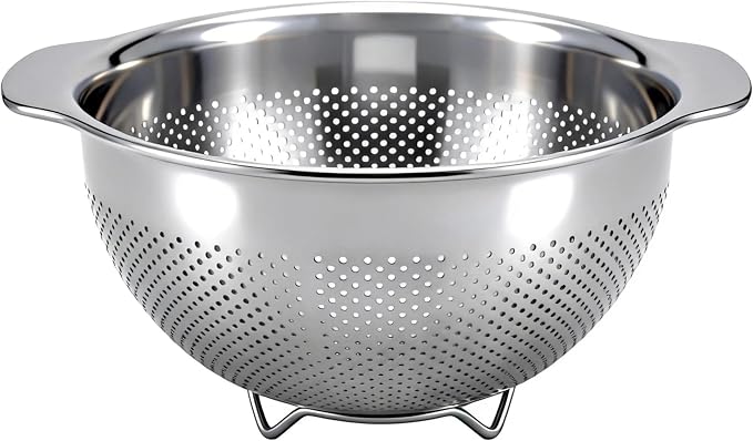 Stainless Steel Colander for Kitchen with Handle for Pasta (5QT) | Fine mesh. Dishwasher safe. Great for straining spaghetti, vegetables, fruit, noodles, eggs & rice