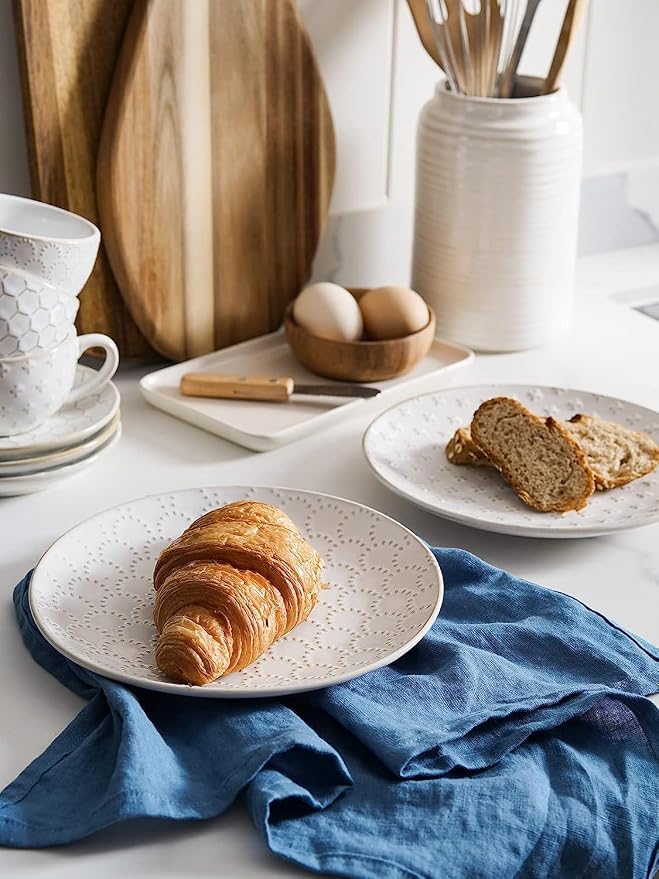 LE TAUCI Ceramic Dishes Set for 4, 16 Piece Kitchen Dinnerware Set with Mugs, Embossed Plates and Bowls Sets, Microwave & Dishwasher Safe, Arctic White (8"&10" Plate, 26oz Bowl, 12oz Mug)