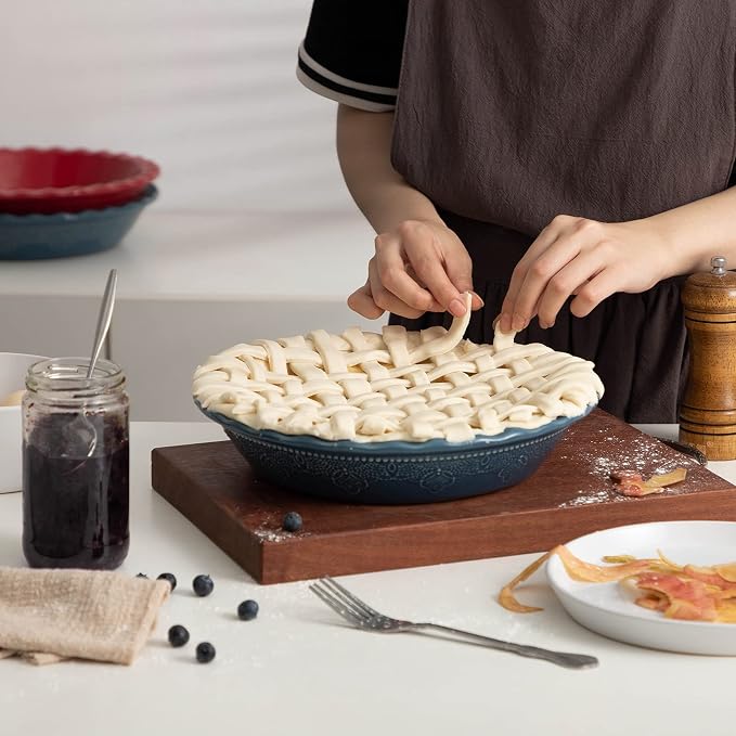 Pie Pan, 9 Inch Ceramic Pie Dish, Deep Dish Pie Pan with Lace Emboss, Ruffled Pie Plate for Baking, Thanksgiving Christmas Gifts(Grayish Blue)