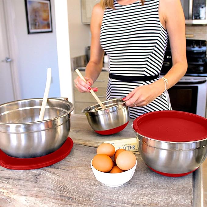 Stainless Steel Mixing Bowls with Lids and Non Slip Bases (Set of 5, Red)