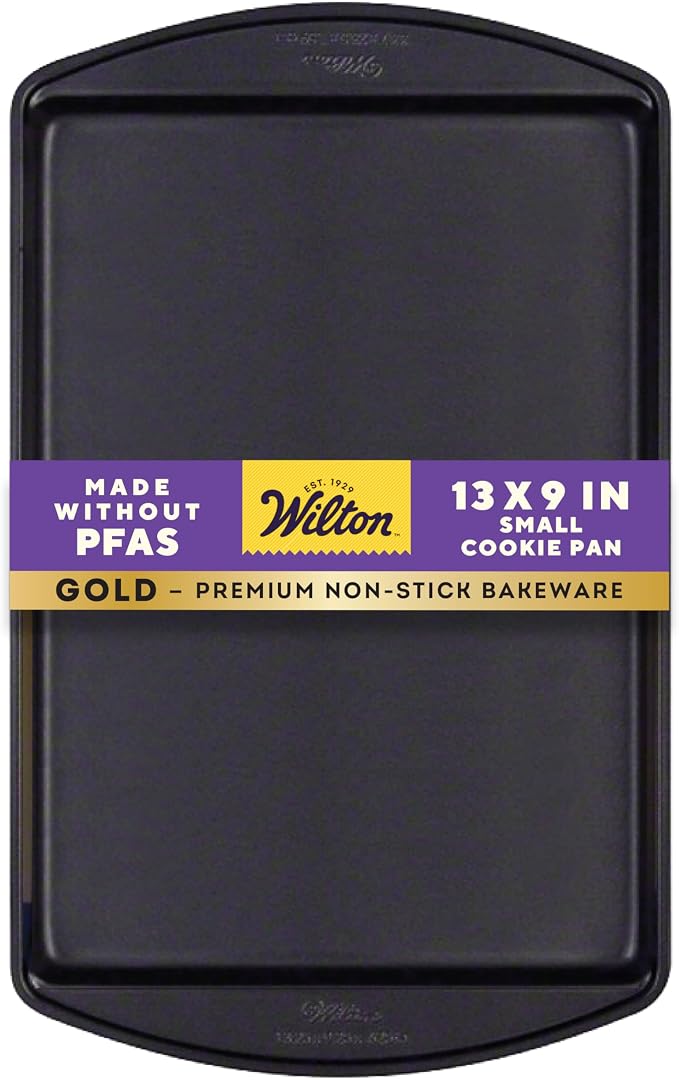 Wilton Gold Non-Stick Small Baking Sheet, Made Without PFAS, 13 x 9 in. | Non-Stick Steel with Scratch-Resistant Coating, Resists Warping & Extended Handles, Dishwasher Safe, Perfect for Sheet Baking