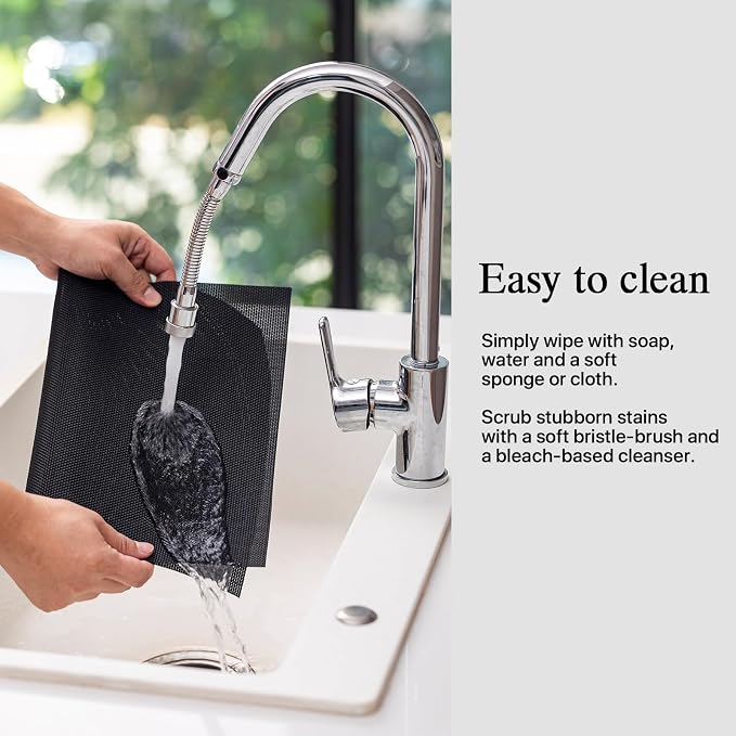 Placemats Set of 6 - Easy Clean Woven Vinyl Placemats for Dining Table, Indoor/Outdoor Place Mats, Washable PVC Table Mats（Black）