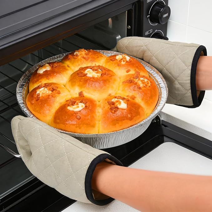 50 Pack 9" Round Aluminum Pans with Clear Lids, Pie Tins Disposable Foil Pans with Lids, Take Out Containers, Freezer Oven Safe Aluminum Baking Pans for Storing, Baking, Meal Prep & Reheating