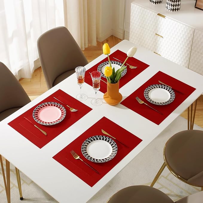 Vinyl Placemats Heat-Resistant Table Mats Washable Easy Clean Plastic Placemats for Dining Table Set of 4 (Red)