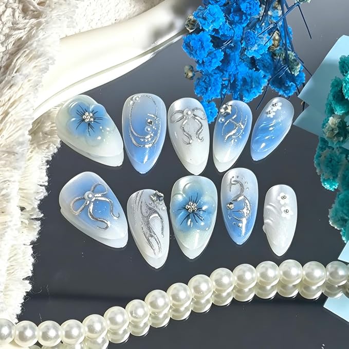 24Pcs Blue Flower Press On Nails Short Almond Fake Nails with Silver Bow & Pearl Designs 3D Flower Acrylic Nails Gradient Blue Full Cover Glue On Nails Reusable Summer Beach False Nail for Women Girls