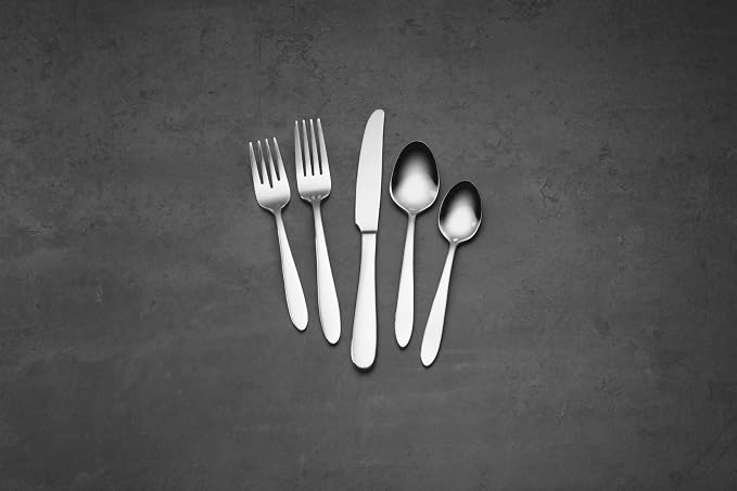 Oneida Mooncrest 45-Piece 18/0 Silverware Set for 8, Flatware | mirror finish, dishwasher safe | includes serving spoons and utensil set | cutlery set, wedding silverware