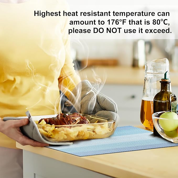 Aofmee Table Runner and Placemats Set of 6 Washable, Heat Resistant Place Mats with Table Runner, Woven Vinyl Table Placemats for Dining Table, Stain Resistant Kitchen Table Mats Sets, Easy to Clean