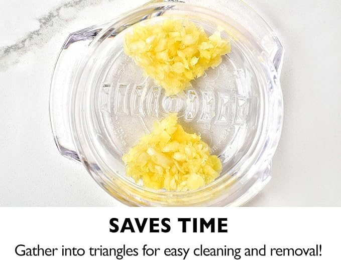 Garlic Twister 4th Gen – Garlic Mincer & Garlic Press in One - for Ginger, Herbs, Nuts & more, BPA-Free, Dishwasher Safe, 3–5 Clove Capacity - Clear