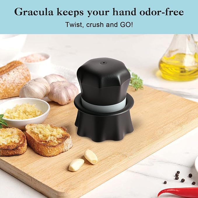 Garlic Crusher, Garlic Press Also for Ginger, Nuts, Chili, Herbs, Twist Mincer Easy Squeeze Manual Press Peeler with Peeler And Scraper, Easy to Clean