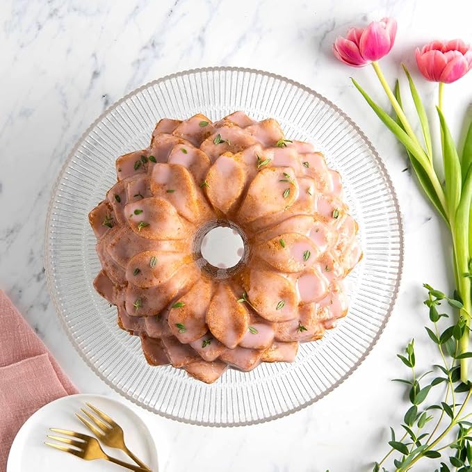 Nordic Ware Blossom Bundt Pan ,Toffee