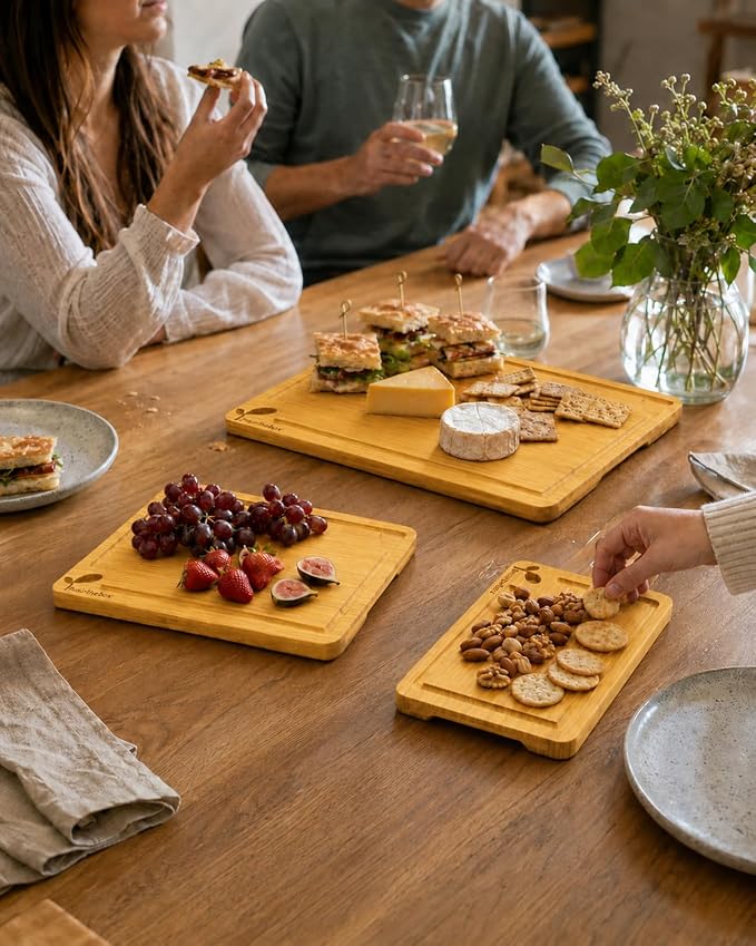 Cutting Board Set with Holder,Large Medium Small Wood Cutting Boards for Kitchen, Thick Chopping Boards with Built-in Handles, Serving Board for Meat, Vegetables, Cheese, Bread and Charcuterie