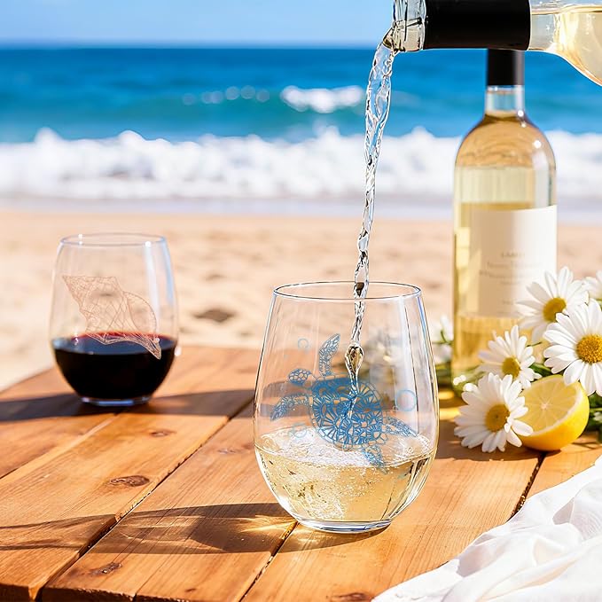 FACOYANS Ocean Themed Stemless Wine Glasses (17 oz, Set of 4) - Printed Sea Turtle, Starfish, Coastal Shell Designs - Beach House Glassware And Wine Gifts for Women, Mom, Birthdays