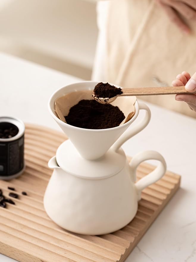 Pour Over Coffee Maker,Ceramic Coffee Maker With 40 pcs Paper Filter，15oz/450ml Ceramic Pour Over Coffee Dripper（Off White）