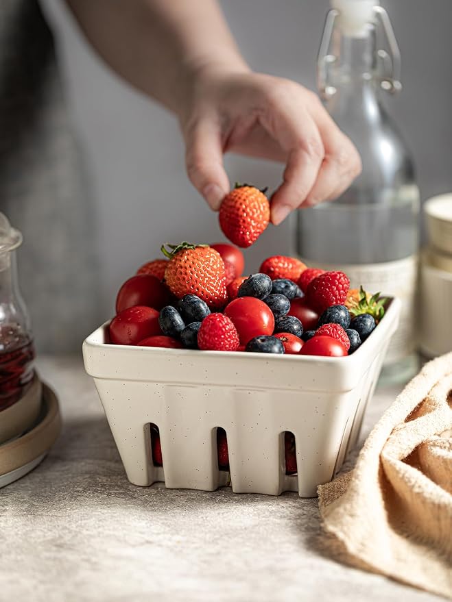 Gomakren Fruit Bowl with Holes, Ceramic Berry Basket Set of 2, 5.7 Inch Square Fruit Basket for Kitchen Counter, Rustic Berry Containers, Farmhouse Kitchen Decor - Cream White