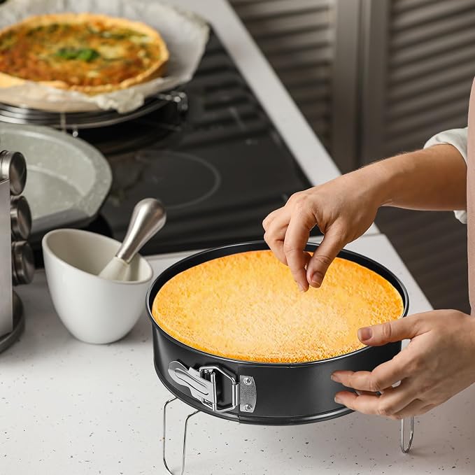 Funnymoom 4 Pcs 10 Inch Non Stick Springform Pan with Removable Bottom Carbon Steel Round Springform Cheesecake Pan with Stainless Steel Spring Buckles for Baking Kitchens Restaurant(Black)