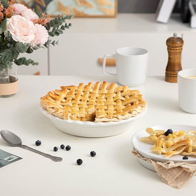 Pie Pan, 9 Inch Ceramic Pie Dish, Deep Dish Pie Pan with Lace Emboss, Ruffled Pie Plate for Baking, Thanksgiving Christmas Gifts, Set of 2, White