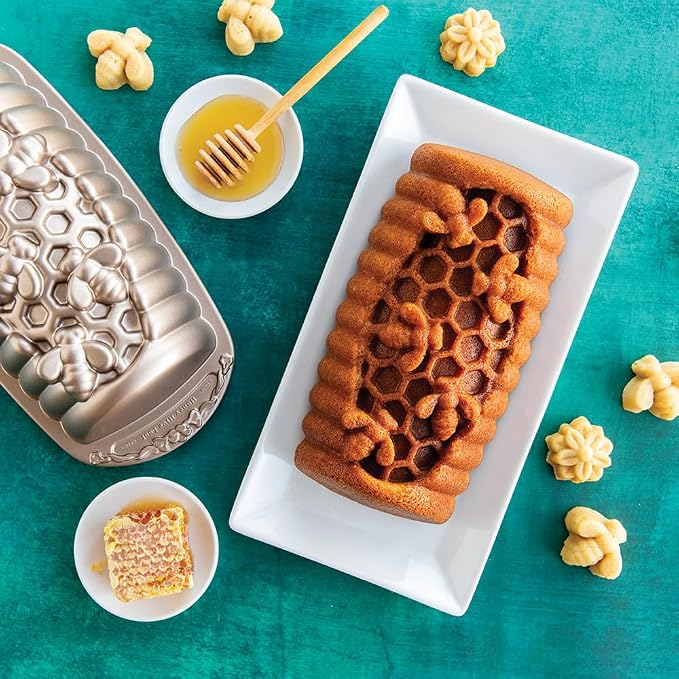 Nordic Ware Honey Hive Loaf, 6 Cup, Toffee