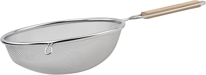 Winco Strainer with Single Fine Mesh, 8-Inch Diameter, Medium, Stainless Steel, Tan,Silver | Foodservice, Great for Draining Pasta, Rinsing Produce, Straining and Kitchen Prep