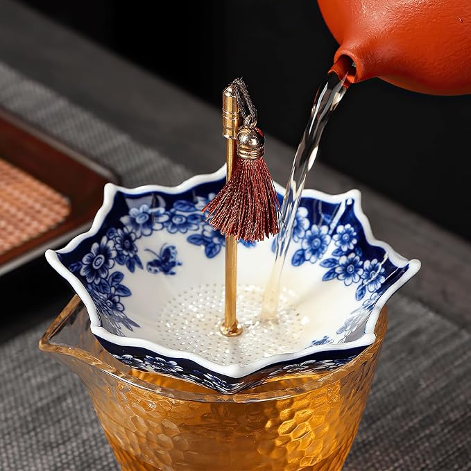 Umbrella Shape Ceramic Tea Strainer - Chinese Blue & White Porcelain Loose Leaf Filter with Rotating Design, Multi-Purpose Tea Infuser for Kung Fu/Coffee/Brewing (Bule)