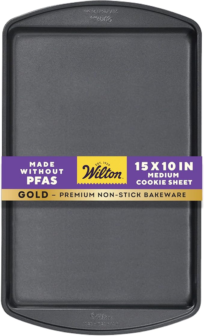 Wilton Gold Non-Stick Cookie Sheet, Made Without PFAS, 15.25 x 10.25 in. | Non-Stick Steel with Scratch-Resistant Coating, Resists Warping, Extended Handles, Dishwasher Safe, Perfect for Cookies