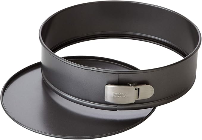 Chicago Metallic Professional Non-Stick Springform Pan, 9-Inch