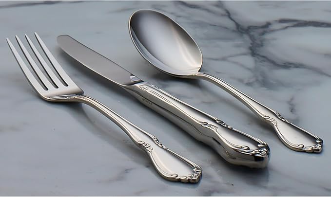 Oneida Chateau Teaspoons Silverware Set for 4, Flatware | mirror finish, dishwasher safe | coffee and tea use, cutlery set, utensil set, rust resistant, kitchen gifts for women