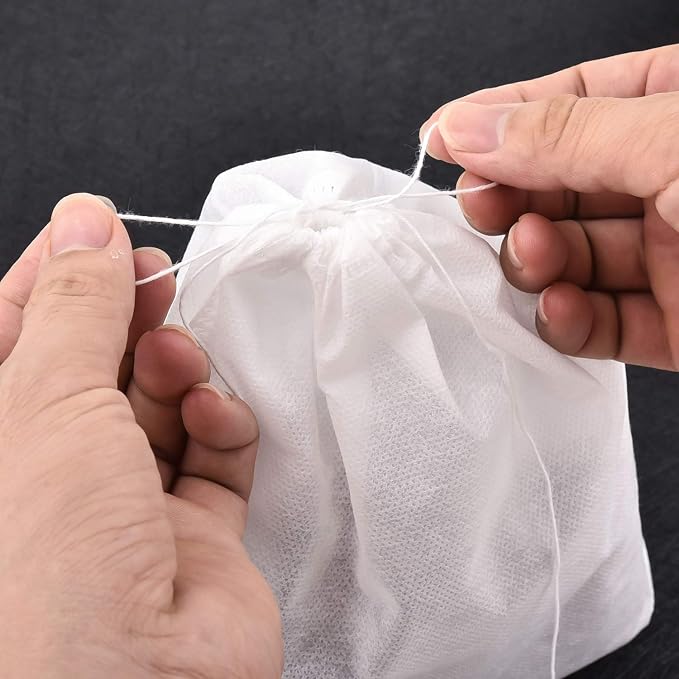 8" x 10" Tea Bags DIY Disposable Bag Reusable Tea Bags for Loose Tea Empty Drawstring Seal String Bag Non Woven for Coffee Cook Bath Desiccant 100 Pcs