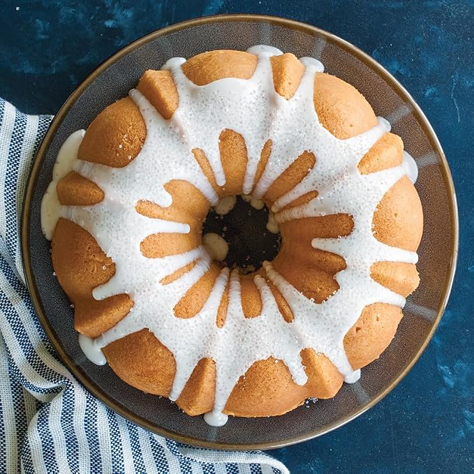 Nordic Ware Formed Treat Bundt Pan, 12-Cup, Silver
