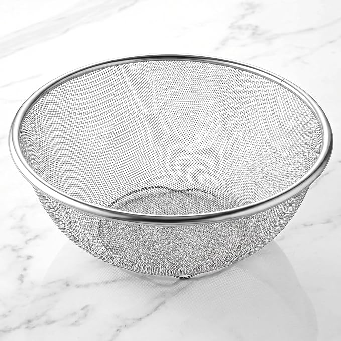 Fine Mesh Strainer, 8.8Inch Stainless Steel Colander Metal Strainer with Resting Base Mesh Strainers Net Basket, Stainless Steel Strainers with Handle for Pasta Spaghetti Vegetables Fruit Pot Draining