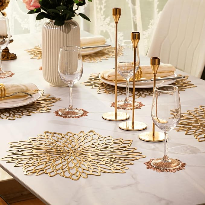 Snowkingdom Pack of 8 Gold Metallic Round Placemats Bulk Round Pressed Vinyl Leaf Dinning Kitchen Table Mats Decoration for Christmas Wedding Thanksgiving Party