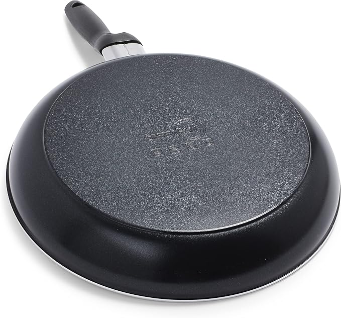 GreenPan Rio 8" and 10" Frying Pan Skillet Set, PFAS-Free, Healthy Ceramic Nonstick Cookware, Stay-Cool Bakelite Handles, Dishwasher Safe, Easy Clean, Durable Performance, Black